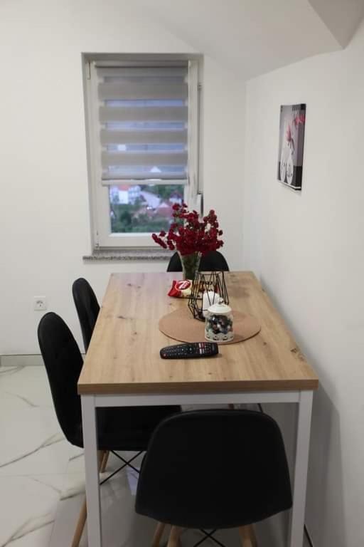 Apartmani Venecia Prozor Exterior foto